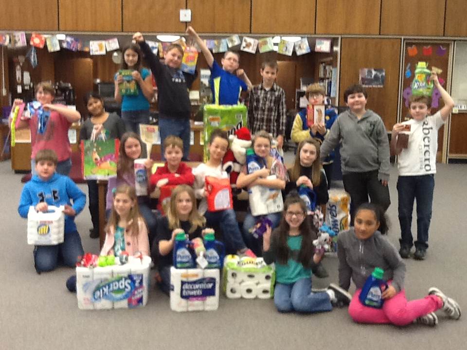 Junaluska Fourth Graders Donate to Sarge’s Animal Rescue