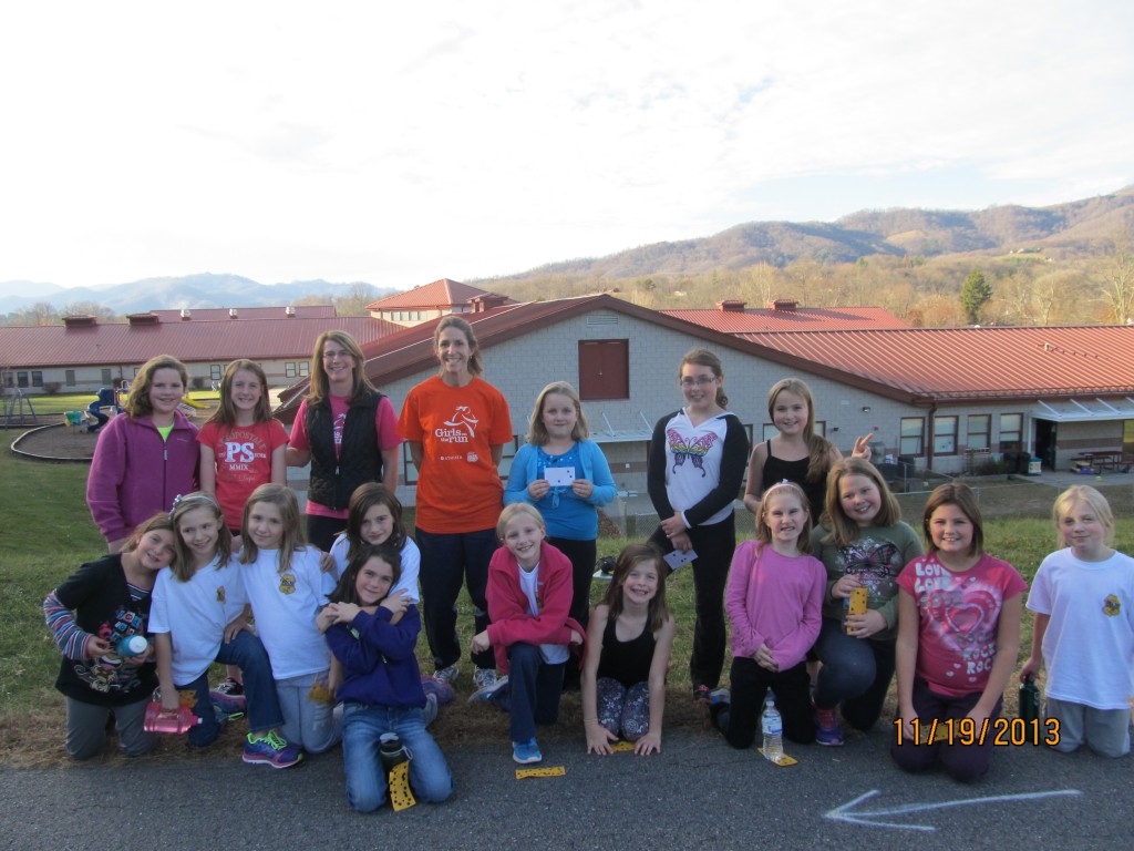Clyde Elementary Girls on the Run Finishes Fall Session